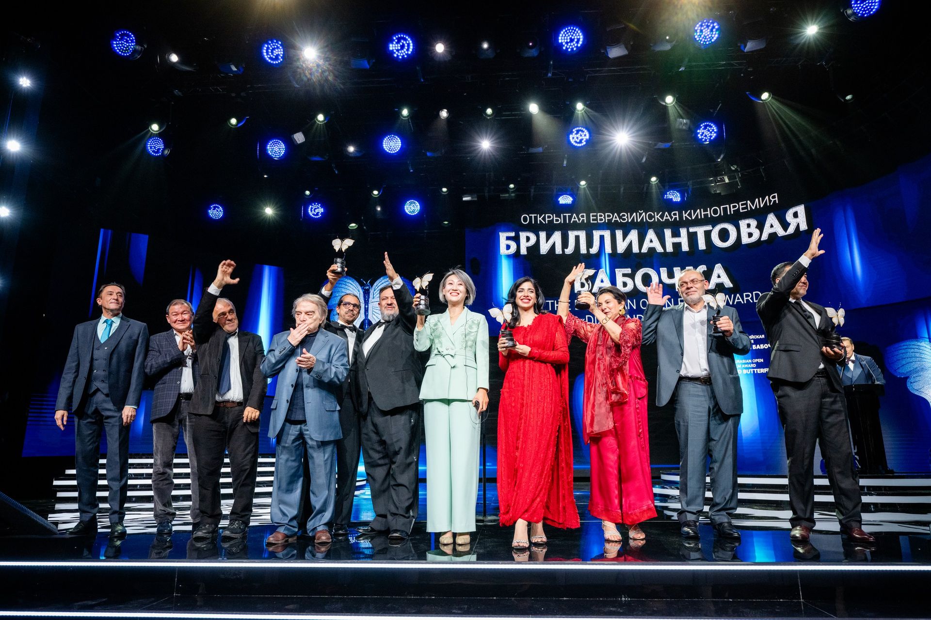 Церемония кинопремии «Бриллиантовая бабочка» — фото 379